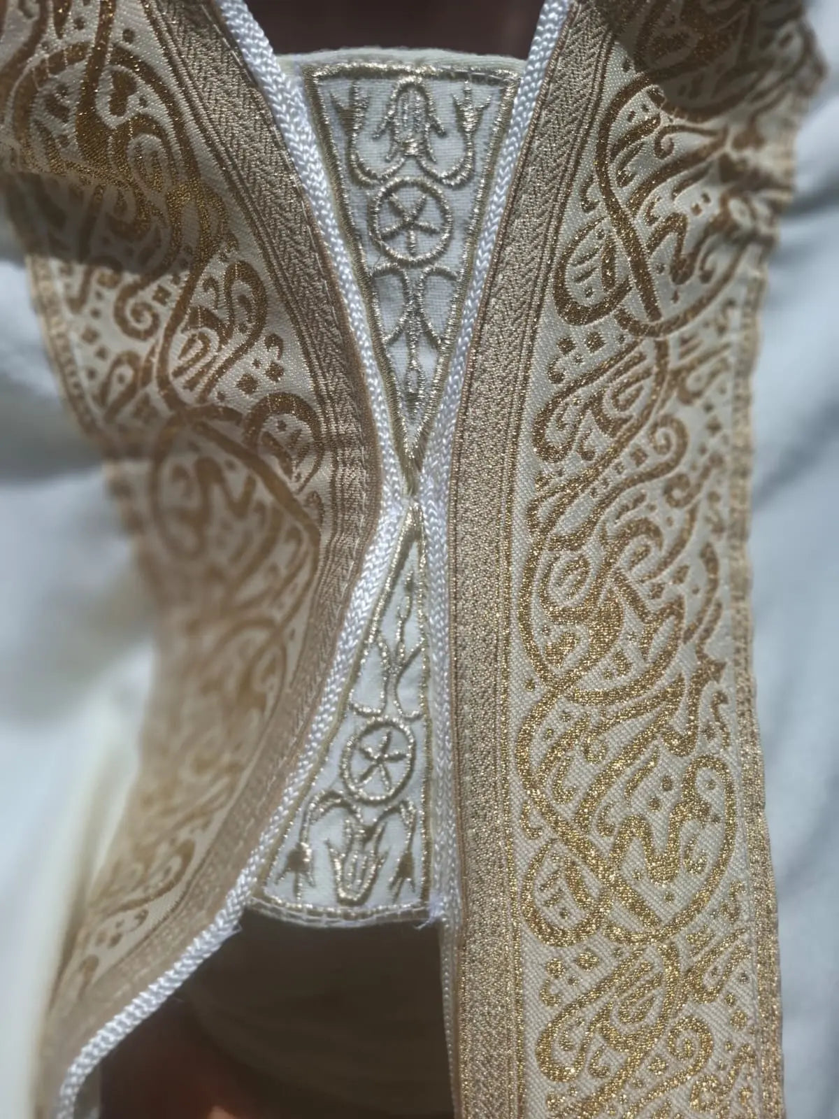 Burnous Amellal brodé Ziri Couture